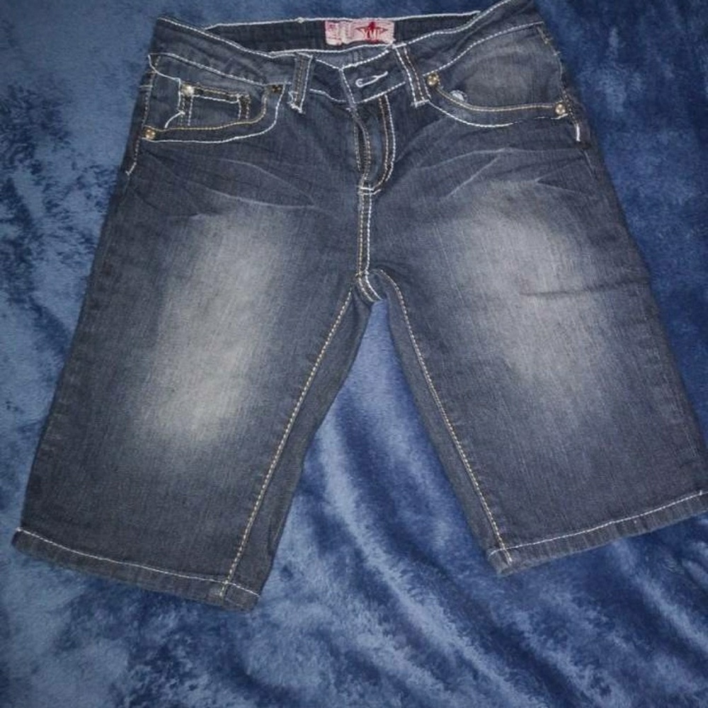 shorts - Picture 2 of 2